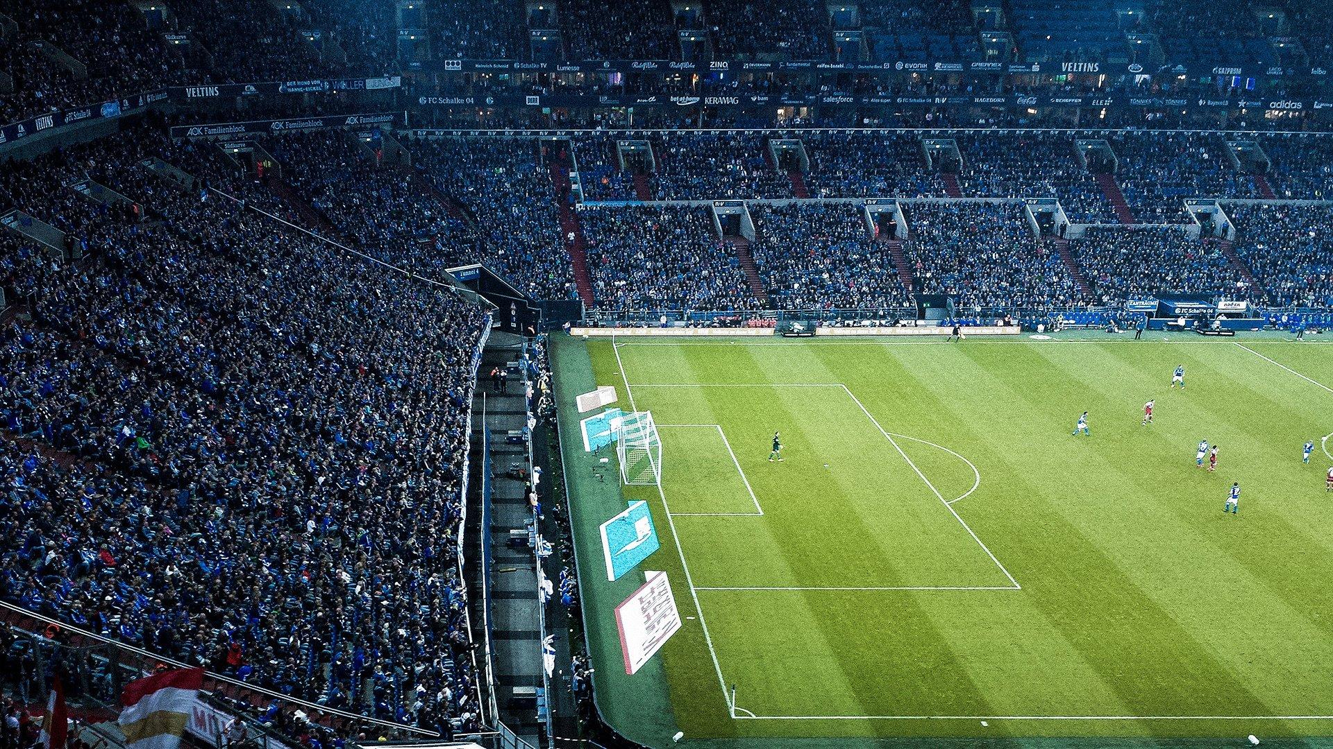 点球大战惊心动魄，豪门对决终见分晓